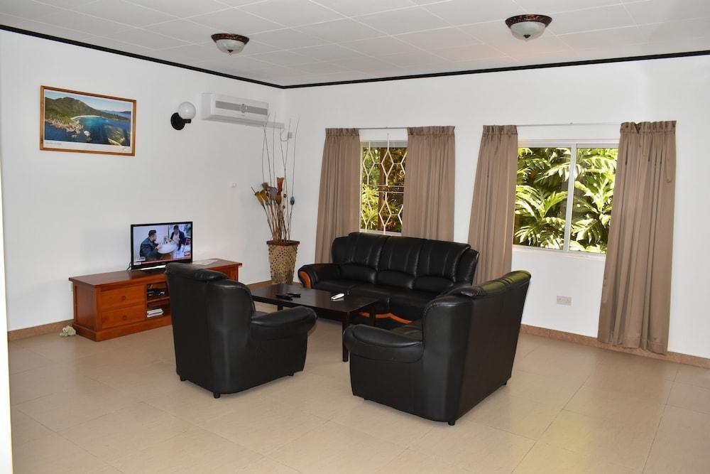 Zeph Self Catering Apartment Baie Lazare  Luaran gambar